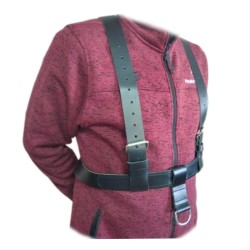 Porta estandarte cuero ajustable de tirantes con tira corta y piquete redondo 259