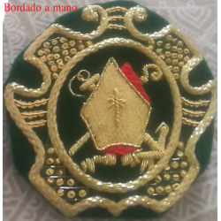 La Macarena. Escudo Bordado Nazareno